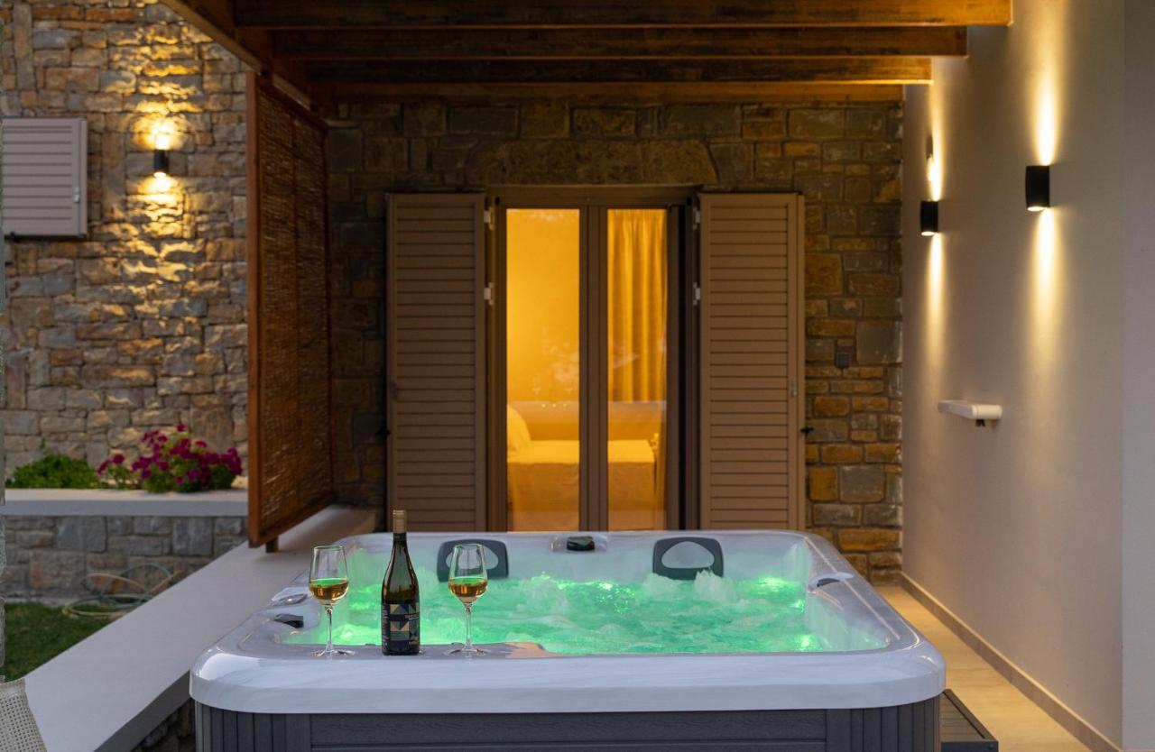 Quinta Essentia Suites Foiniki Экстерьер фото