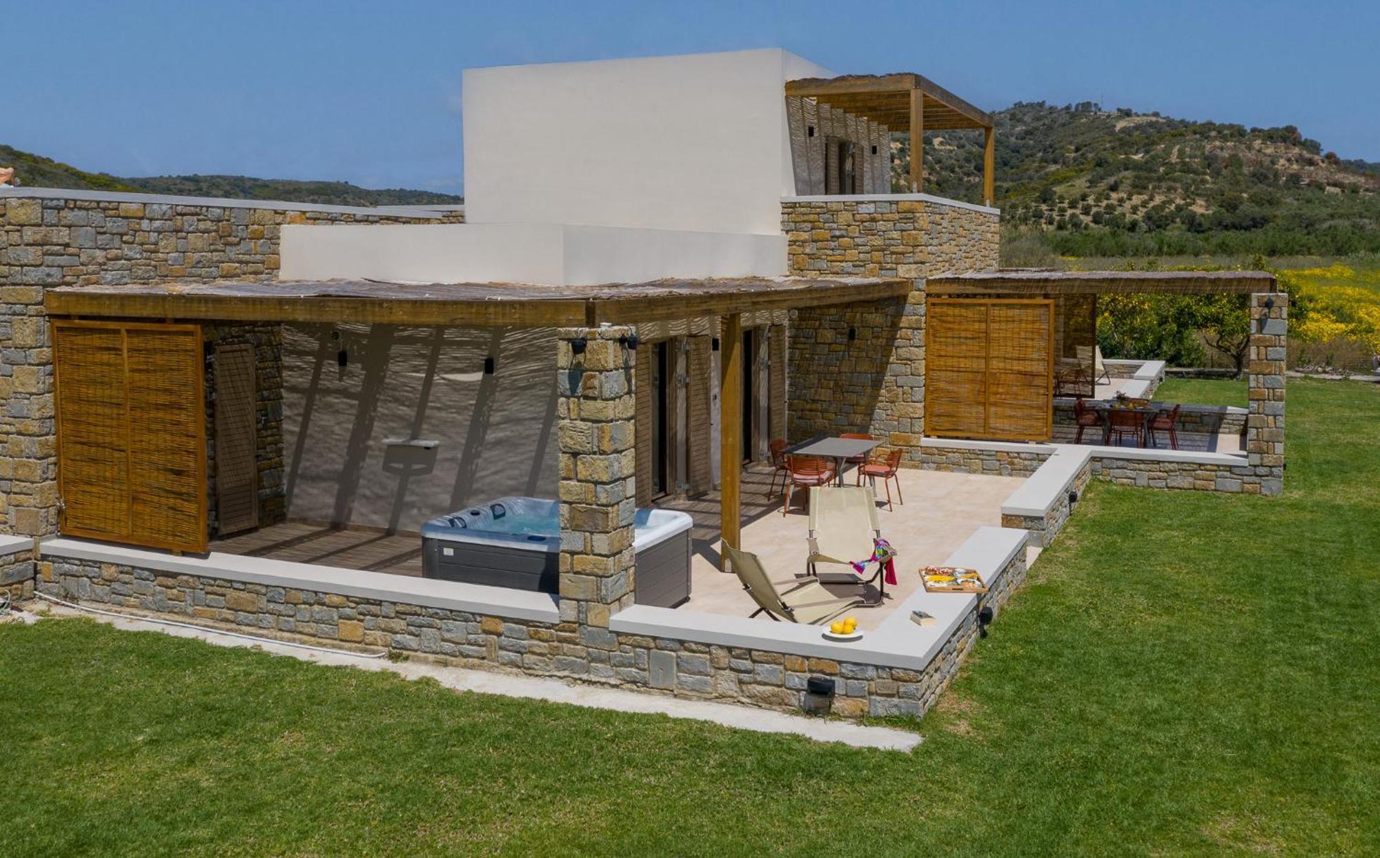 Quinta Essentia Suites Foiniki Экстерьер фото